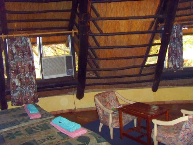 Mosi-Ua-Tunya Lodge Victoria Falls Exterior foto